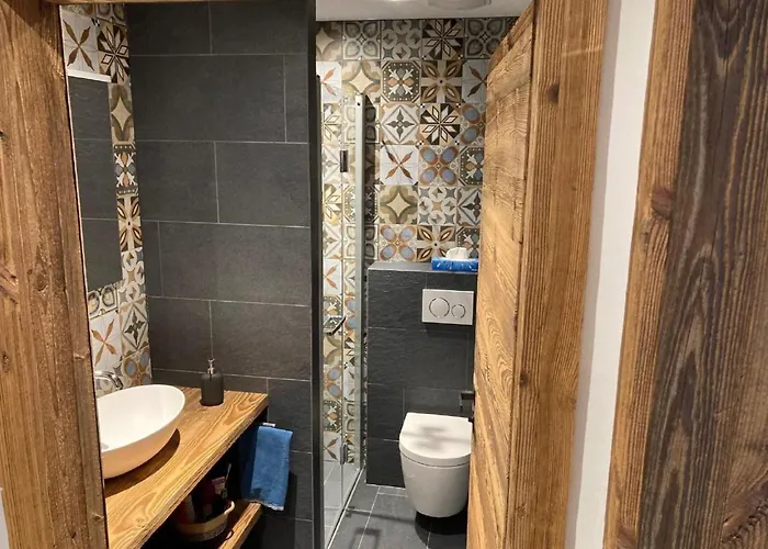 Riverside Astoria 3-5 Parterre-whg By Interhome 公寓 *