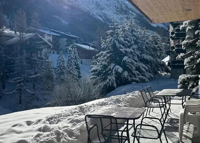 Riverside Astoria 3-5 Parterre-whg By Interhome 公寓