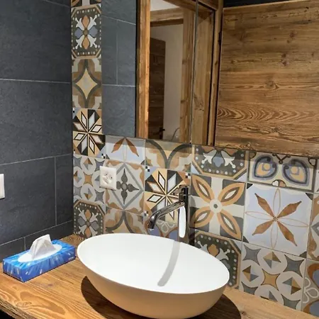 Riverside Astoria 3-5 Parterre-whg By Interhome